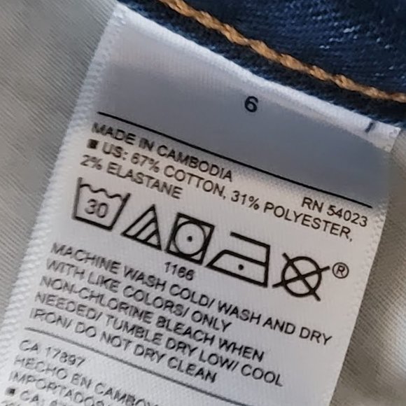 NWT Old Navy Power Straight Distressed Denim Size 6 - Picture 5 of 16